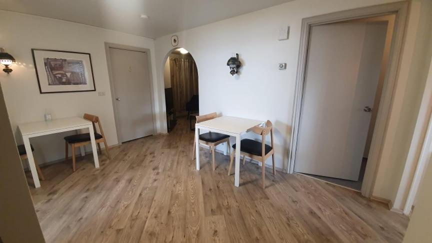 North Inn - Guesthouse And Cabin อาคูเรย์รี ภายนอก รูปภาพ