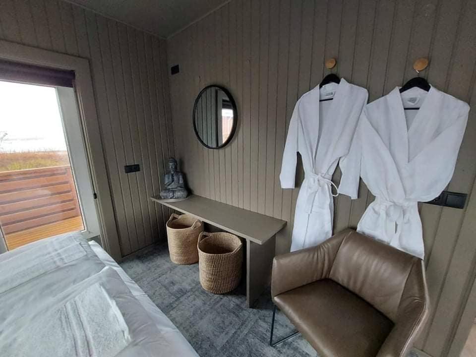 North Inn - Guesthouse And Cabin อาคูเรย์รี ภายนอก รูปภาพ