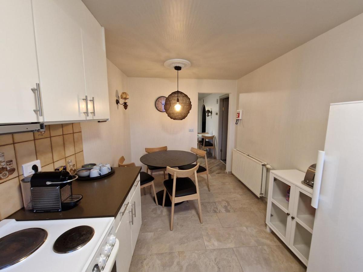 North Inn - Guesthouse And Cabin อาคูเรย์รี ภายนอก รูปภาพ