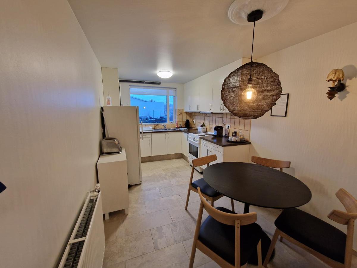 North Inn - Guesthouse And Cabin อาคูเรย์รี ภายนอก รูปภาพ